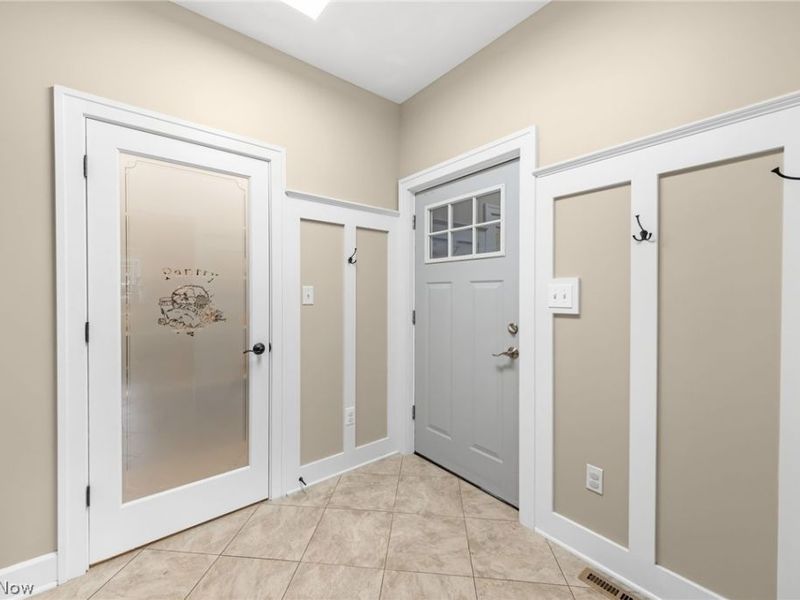 2976 Greenleaf Road , Akron, OH 44312 Photo 25