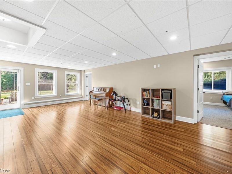 2976 Greenleaf Road , Akron, OH 44312 Photo 32