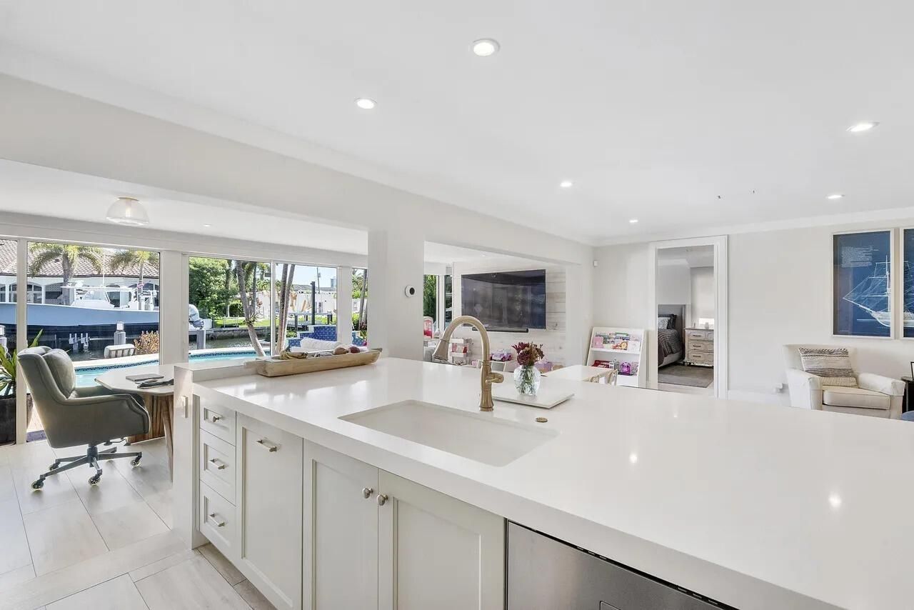 725 NE 36th Street, Boca Raton, FL 33431 Photo