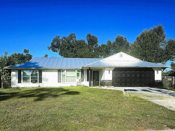 5507 EASTWOOD Drive, Fort Pierce, FL 34951