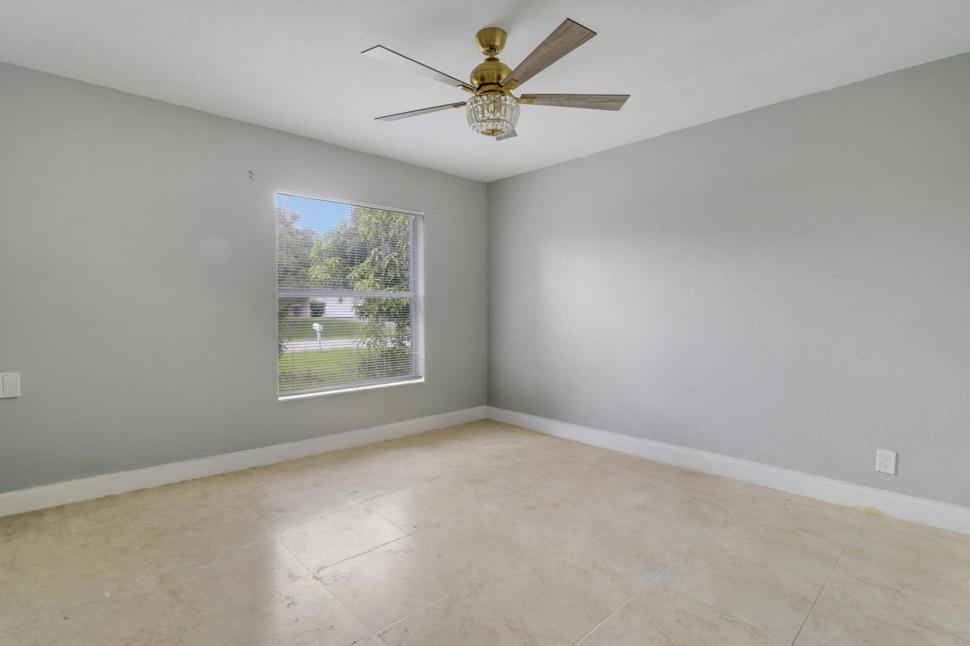 825 SE Cavern Avenue, Port Saint Lucie, FL 34983 Photo