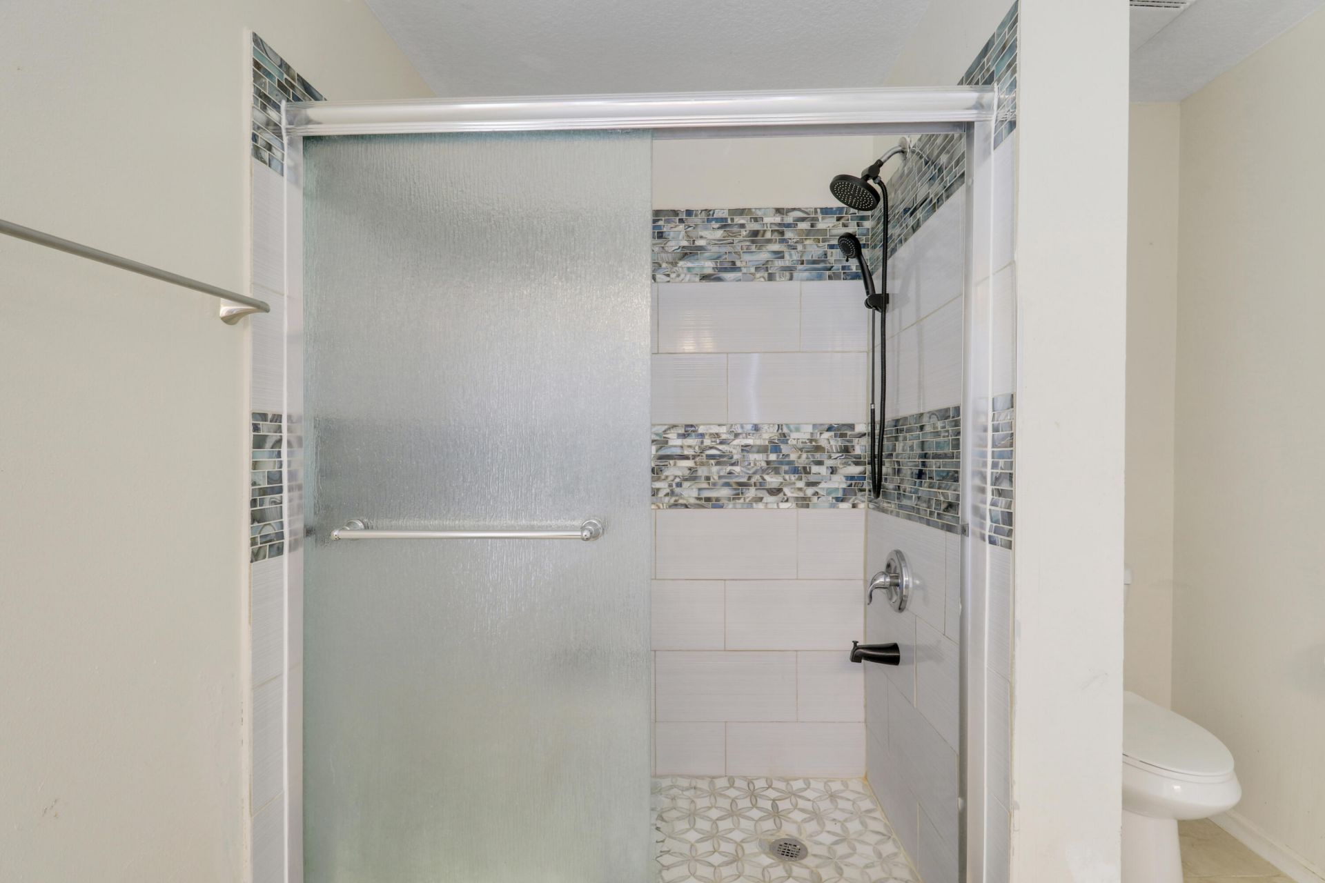 825 SE Cavern Avenue, Port Saint Lucie, FL 34983 Photo
