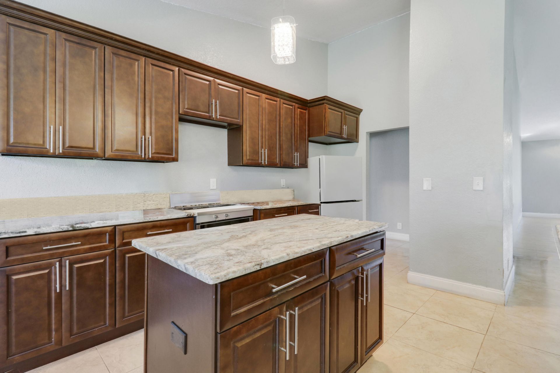 825 SE Cavern Avenue, Port Saint Lucie, FL 34983 Photo