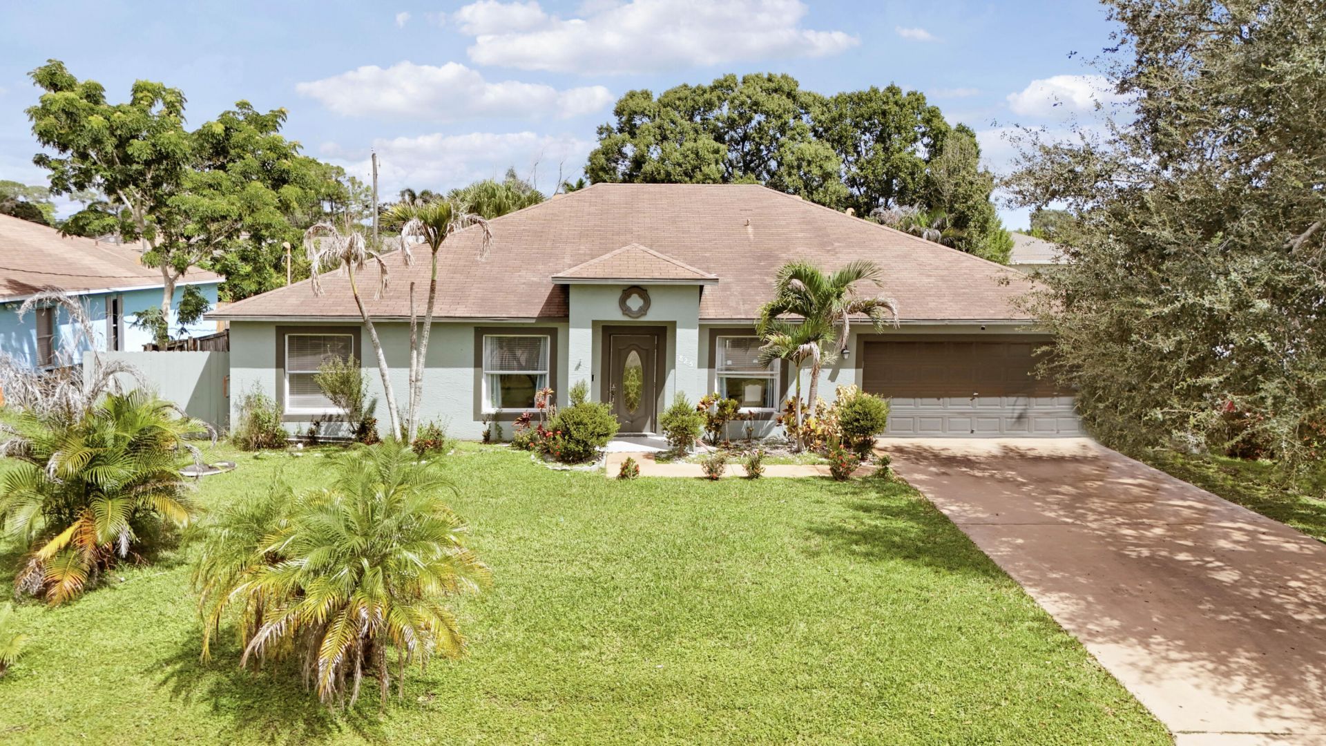 825 SE Cavern Avenue, Port Saint Lucie, FL 34983 Photo