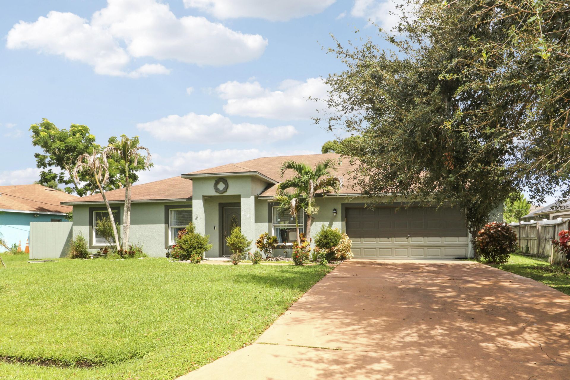 825 SE Cavern Avenue, Port Saint Lucie, FL 34983 Photo