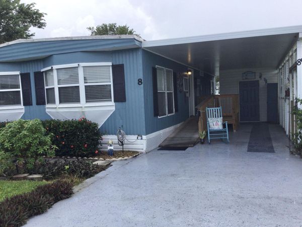 8 Santa Fe Lane, Port St. Lucie, FL 34952
