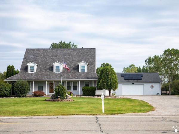 15480 Lee Road, Rockwood, MI 00000