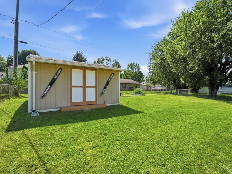 976 Kathryn Drive, Wilmington, OH 45177 Photo 47