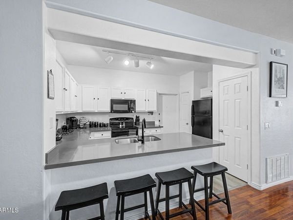 2831 E SOUTHERN Avenue, Unit 124, Mesa, AZ 85204