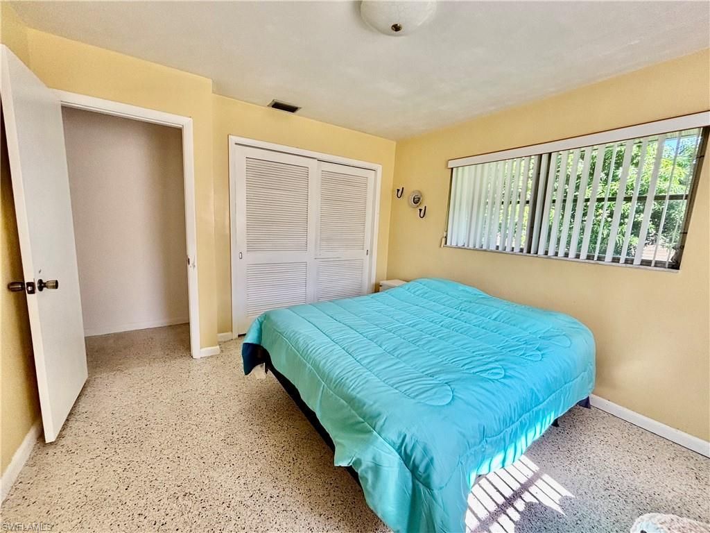901 Juno Dr, Lehigh Acres, FL 33936 Photo