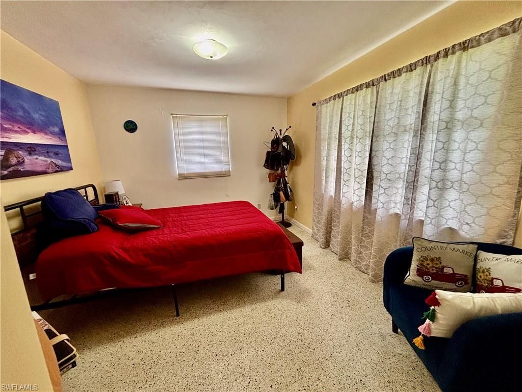 901 Juno Dr, Lehigh Acres, FL 33936 Photo