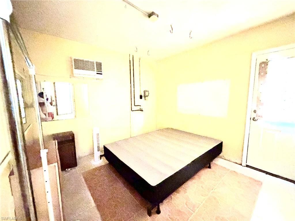 901 Juno Dr, Lehigh Acres, FL 33936 Photo