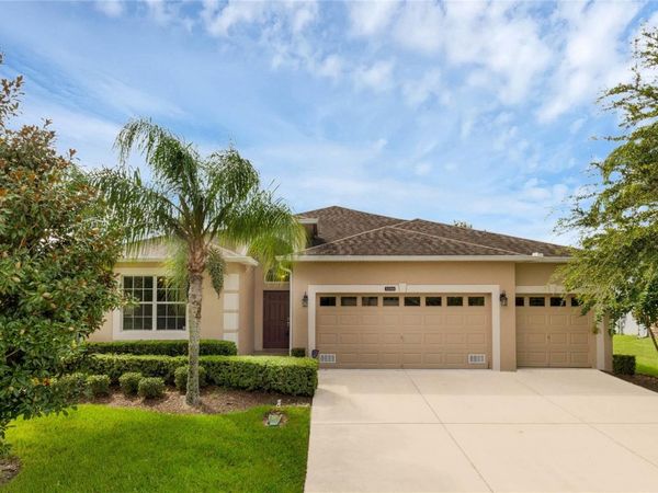 5244 ROYCE DRIVE , MOUNT DORA, FL 32757