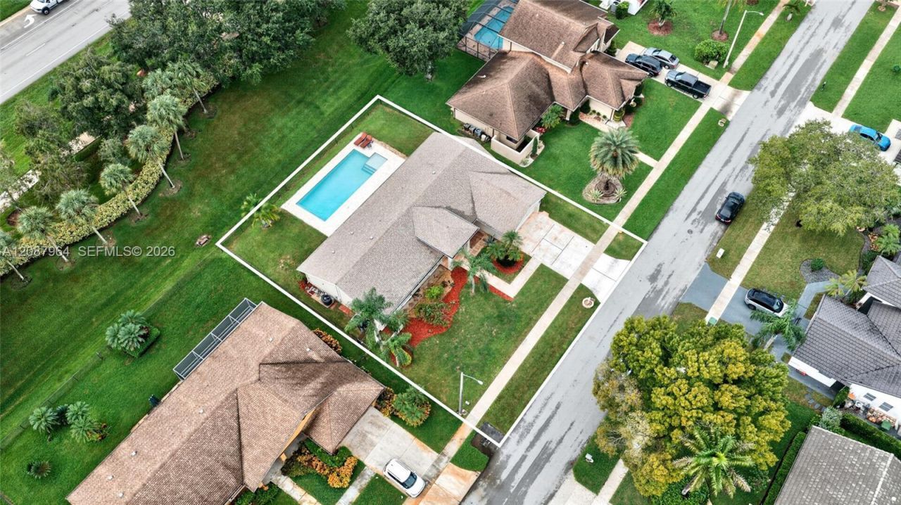 19960 NW 2nd St, Pembroke Pines, FL 33029 Photo