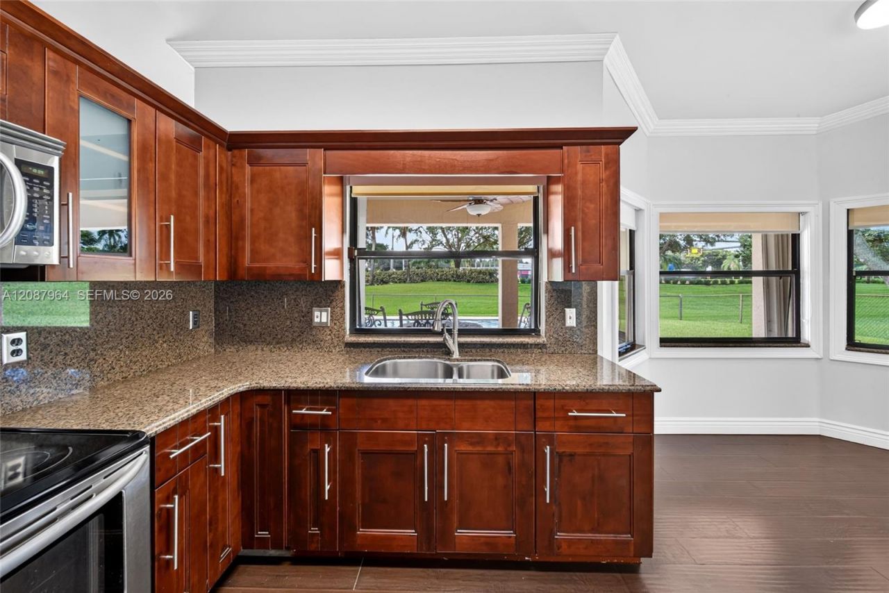 19960 NW 2nd St, Pembroke Pines, FL 33029 Photo