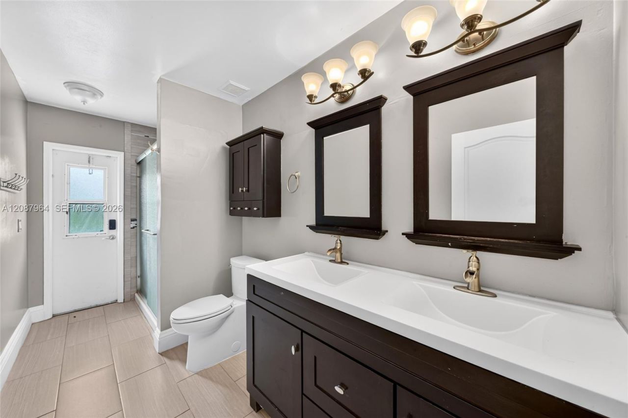 19960 NW 2nd St, Pembroke Pines, FL 33029 Photo