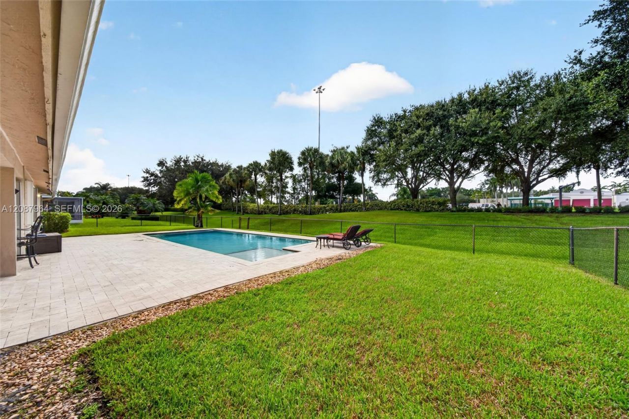 19960 NW 2nd St, Pembroke Pines, FL 33029 Photo