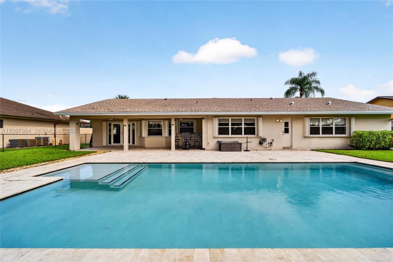19960 NW 2nd St, Pembroke Pines, FL 33029 Photo