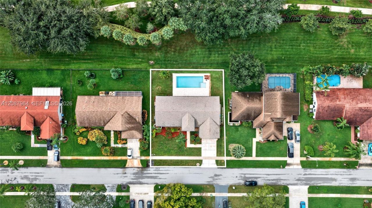 19960 NW 2nd St, Pembroke Pines, FL 33029 Photo