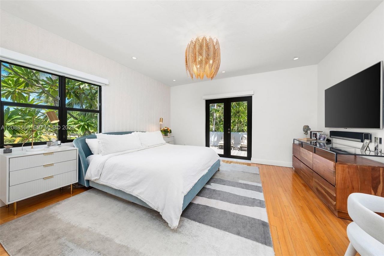 Please Call For Address, Miami Beach, FL 33140 Photo