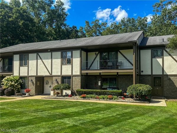 399 Quarry Lane , Unit E, Warren, OH 44484
