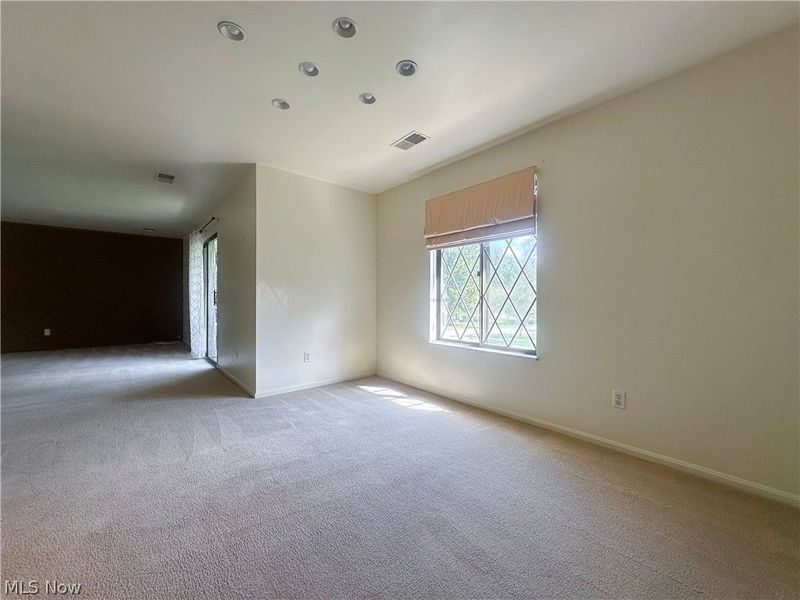 399 Quarry Lane NE, Unit E, Warren, OH 44484 Photo 15
