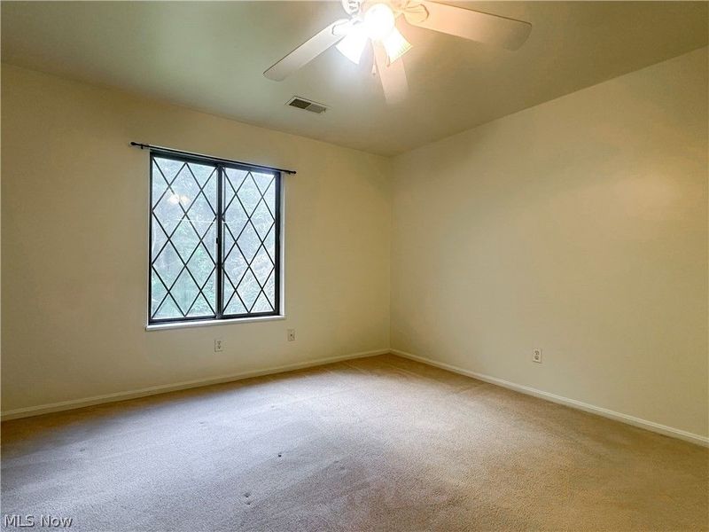 399 Quarry Lane, Unit E, Warren, OH 44484 Photo 35