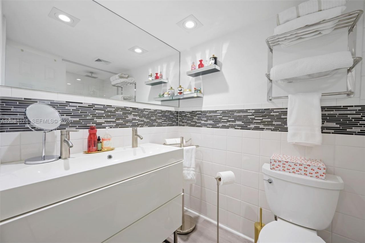 18181 NE 31st Ct, Unit 2205, Aventura, FL 33160 Photo
