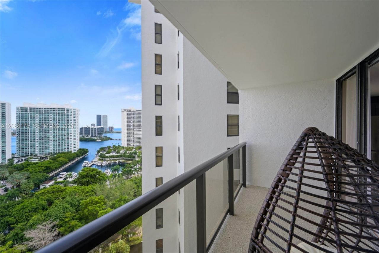 18181 NE 31st Ct, Unit 2205, Aventura, FL 33160 Photo