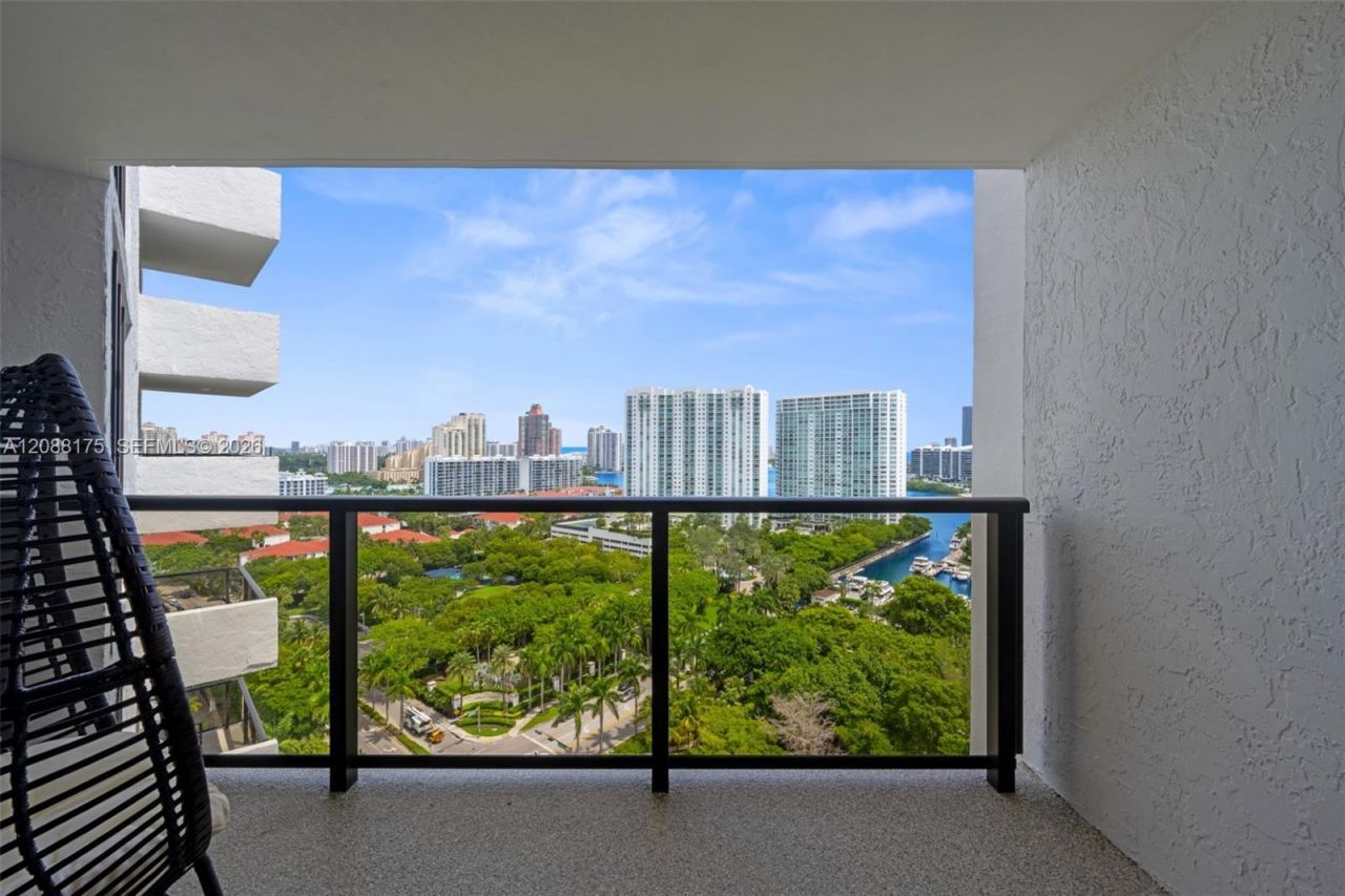 18181 NE 31st Ct, Unit 2205, Aventura, FL 33160 Photo