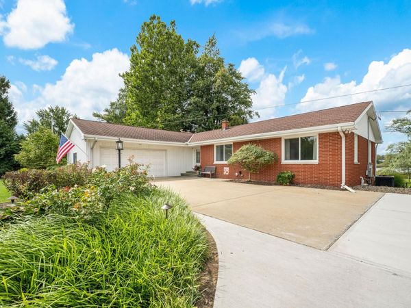48648 68th Street, Hartford, MI 49057