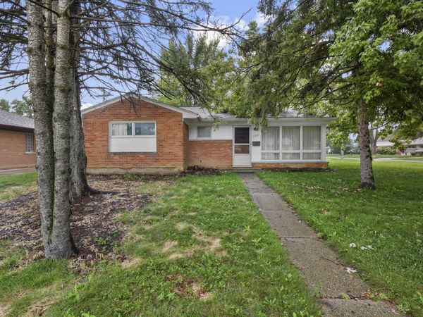 1316 Wacon Drive, Troy, MI 48083