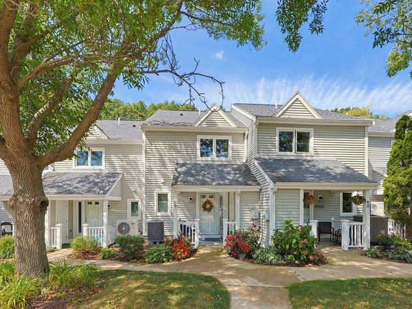66 Westcliff Dr., Plymouth, MA 02360