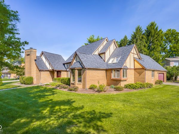 1058 Junco Drive , Columbus, IN 47203