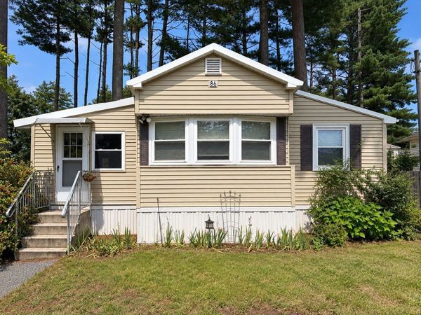 281 Chauncey Walker Street, Unit 86B, Belchertown, MA 01007