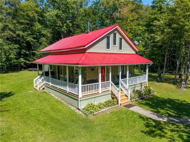 2750 County Road 2a , Almond, NY 14804