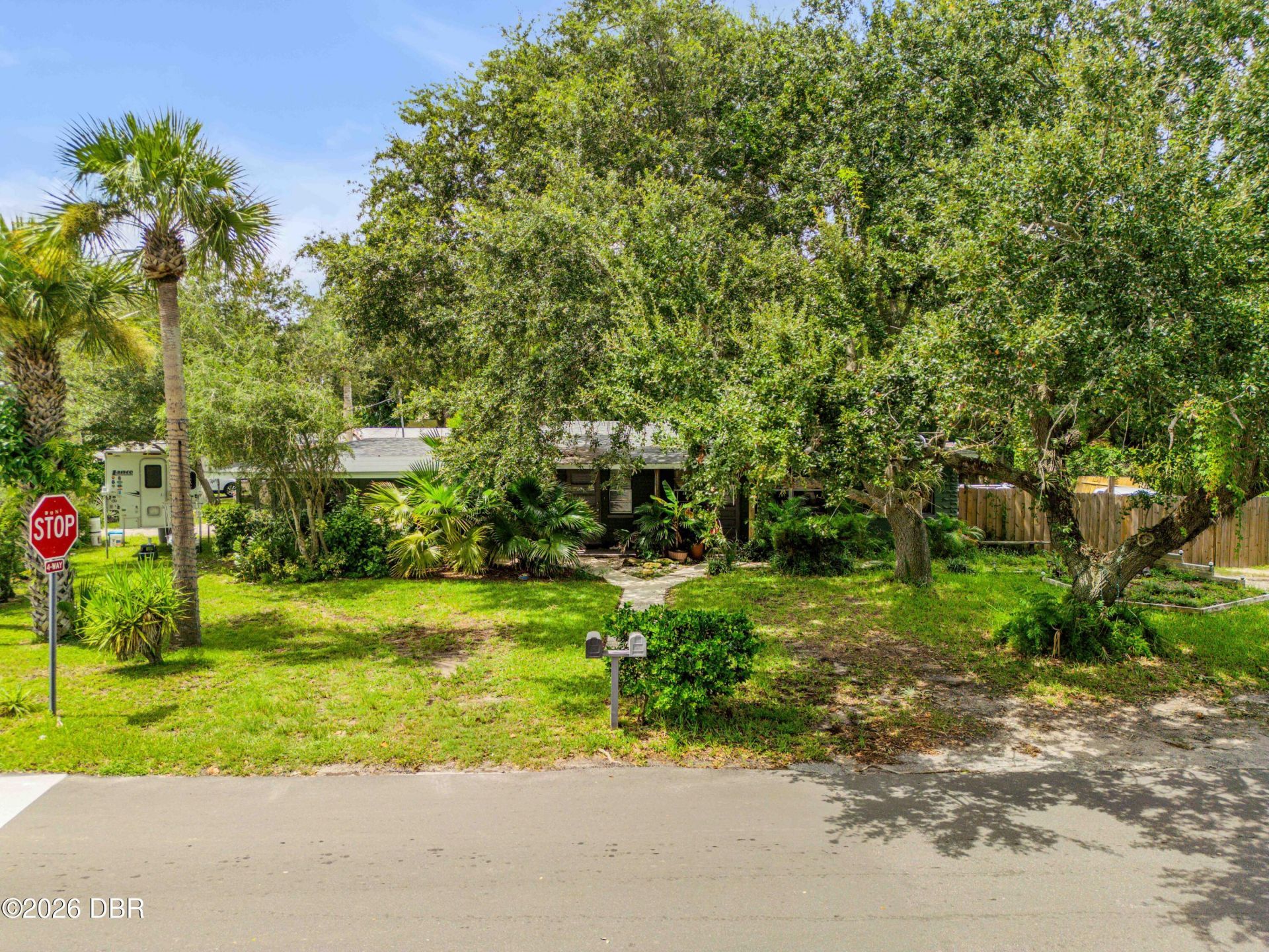 406 S Pine Street, New Smyrna Beach, FL 32169 Photo