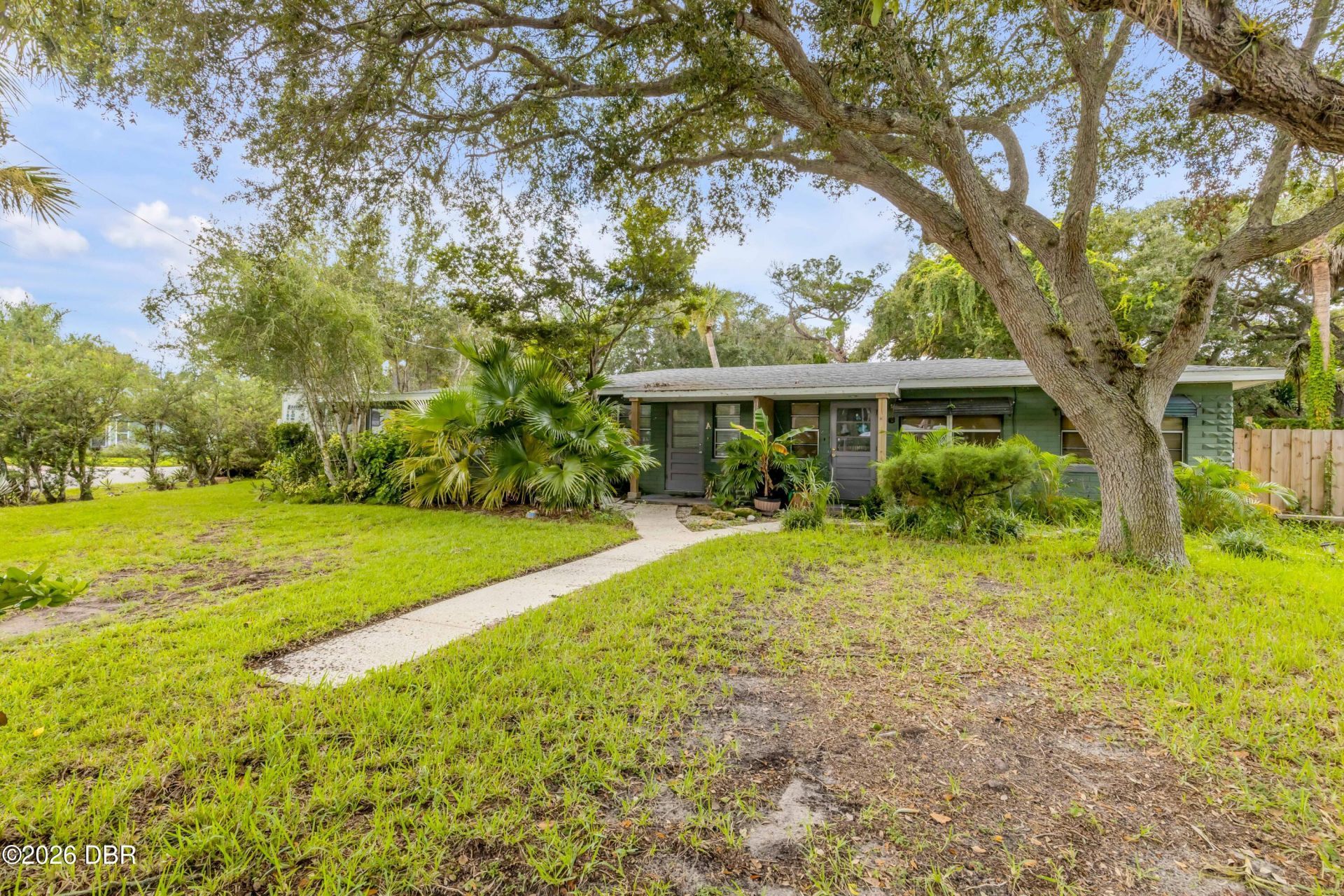 406 S Pine Street, New Smyrna Beach, FL 32169 Photo