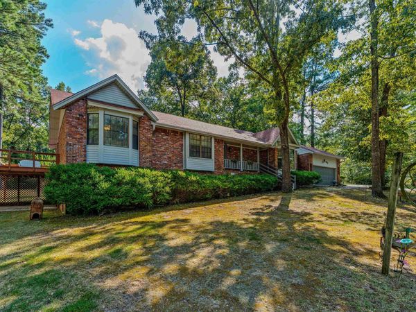 8901 Dawn Drive , Mabelvale, AR 72103
