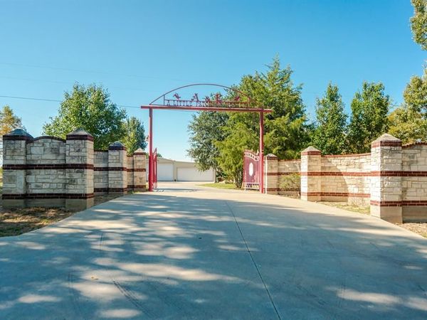 2548 Fm 857 , Grand Saline, TX 75140