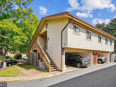 4181 MEADOWLAND COURT, CHANTILLY, VA 20151