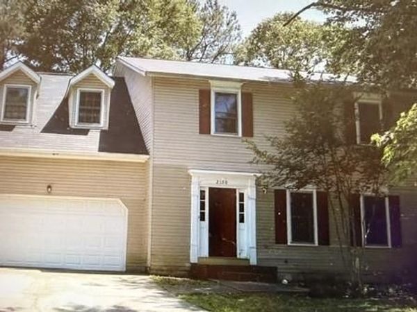 2130 Crescentview Drive , Lawrenceville, GA 30044
