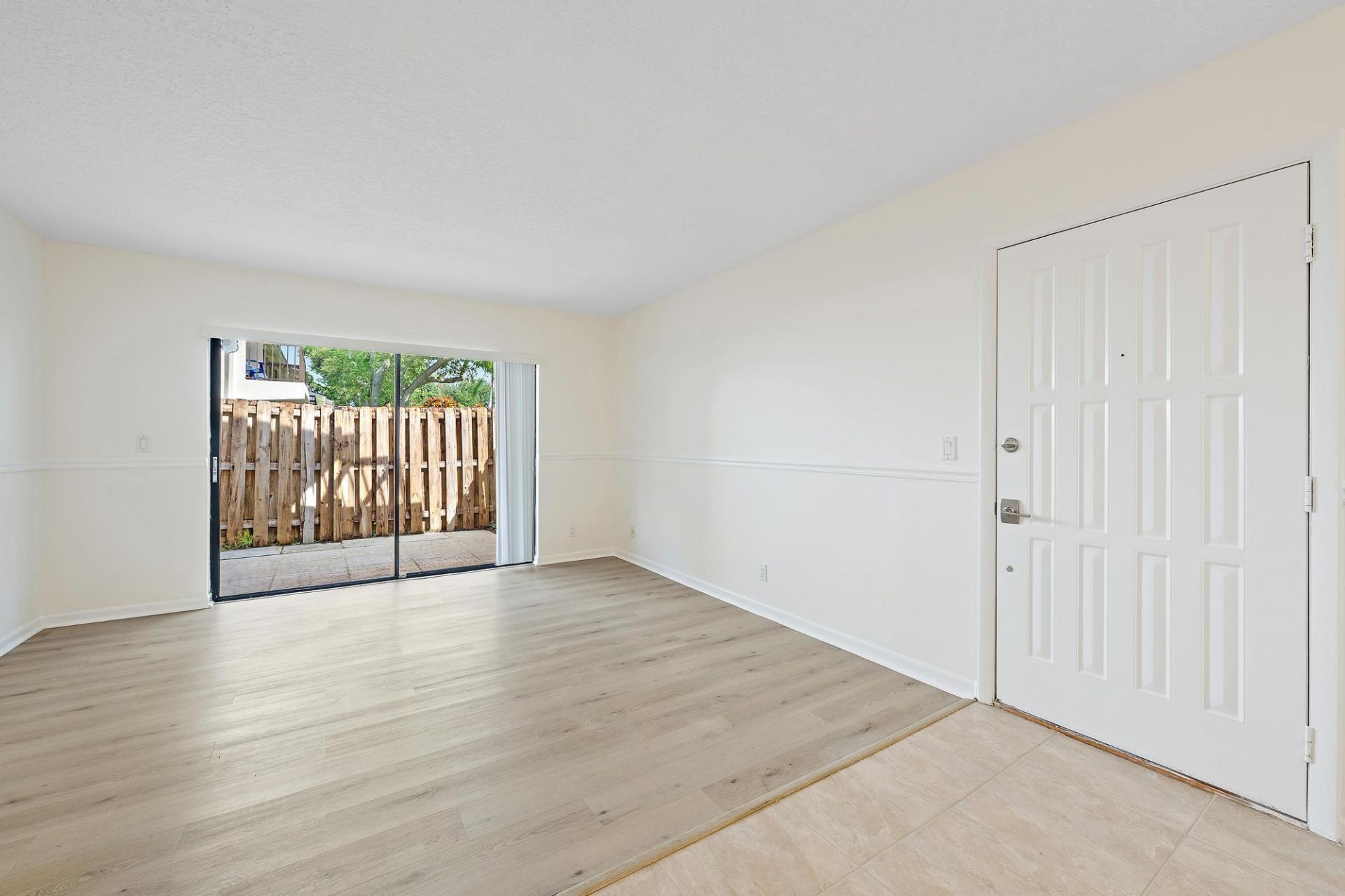 3404 Gardens East Drive, Unit 21A, Palm Beach Gardens, FL 33410 Photo