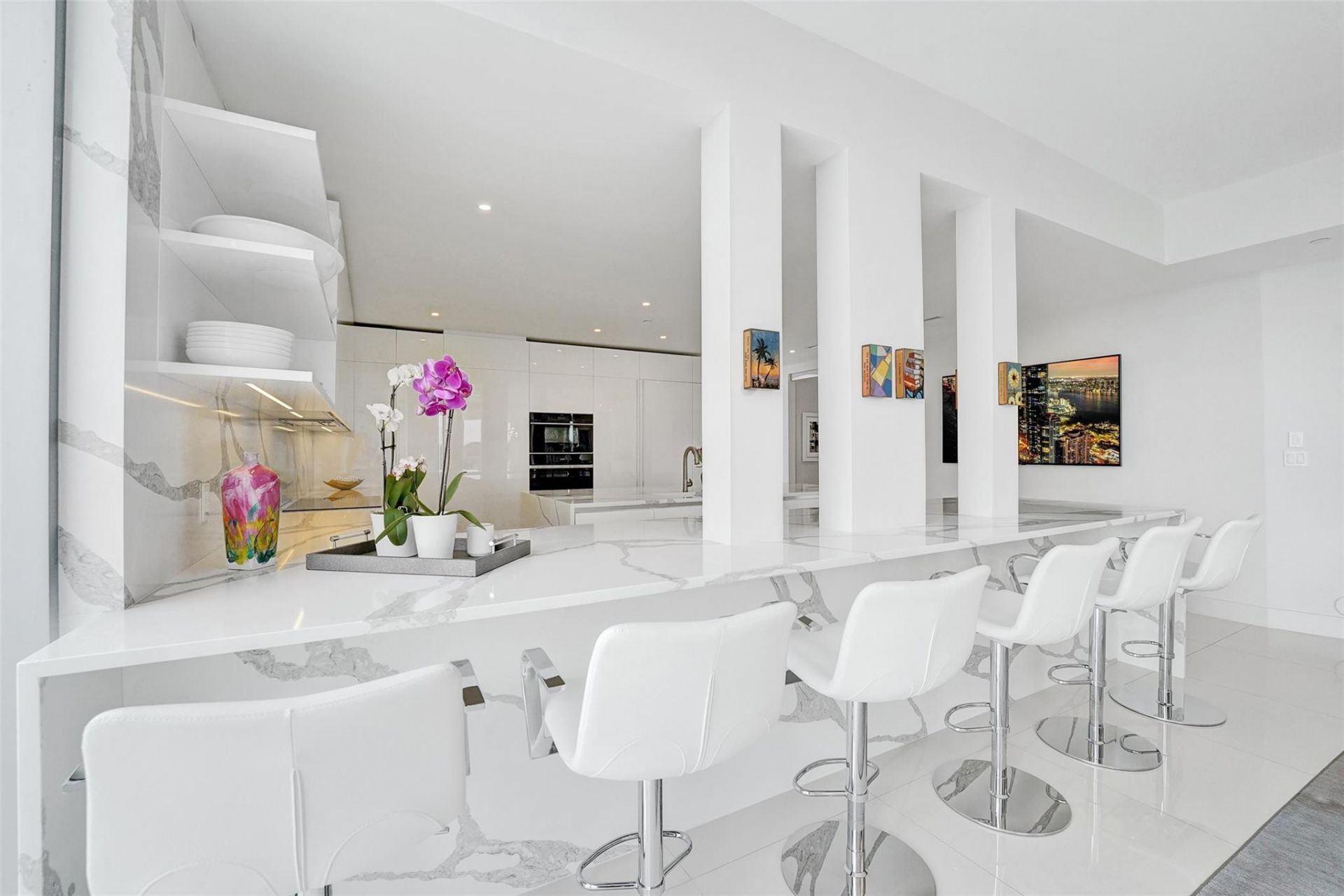 920 Intracoastal Drive, Unit 503, Fort Lauderdale, FL 33304 Photo