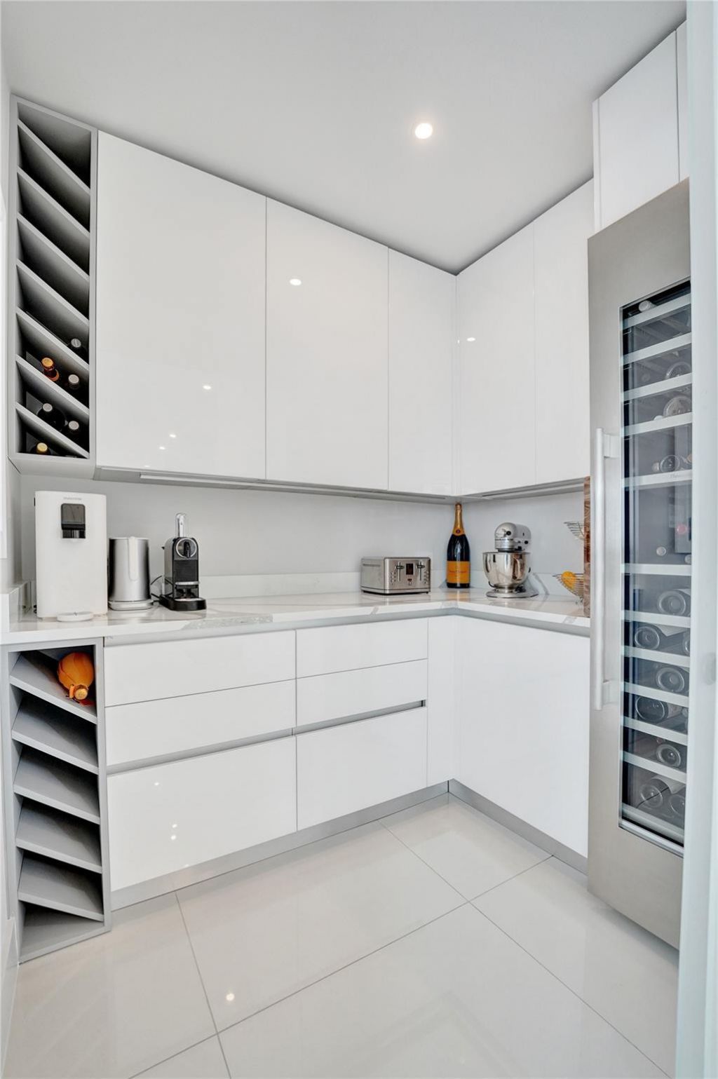 920 Intracoastal Drive, Unit 503, Fort Lauderdale, FL 33304 Photo