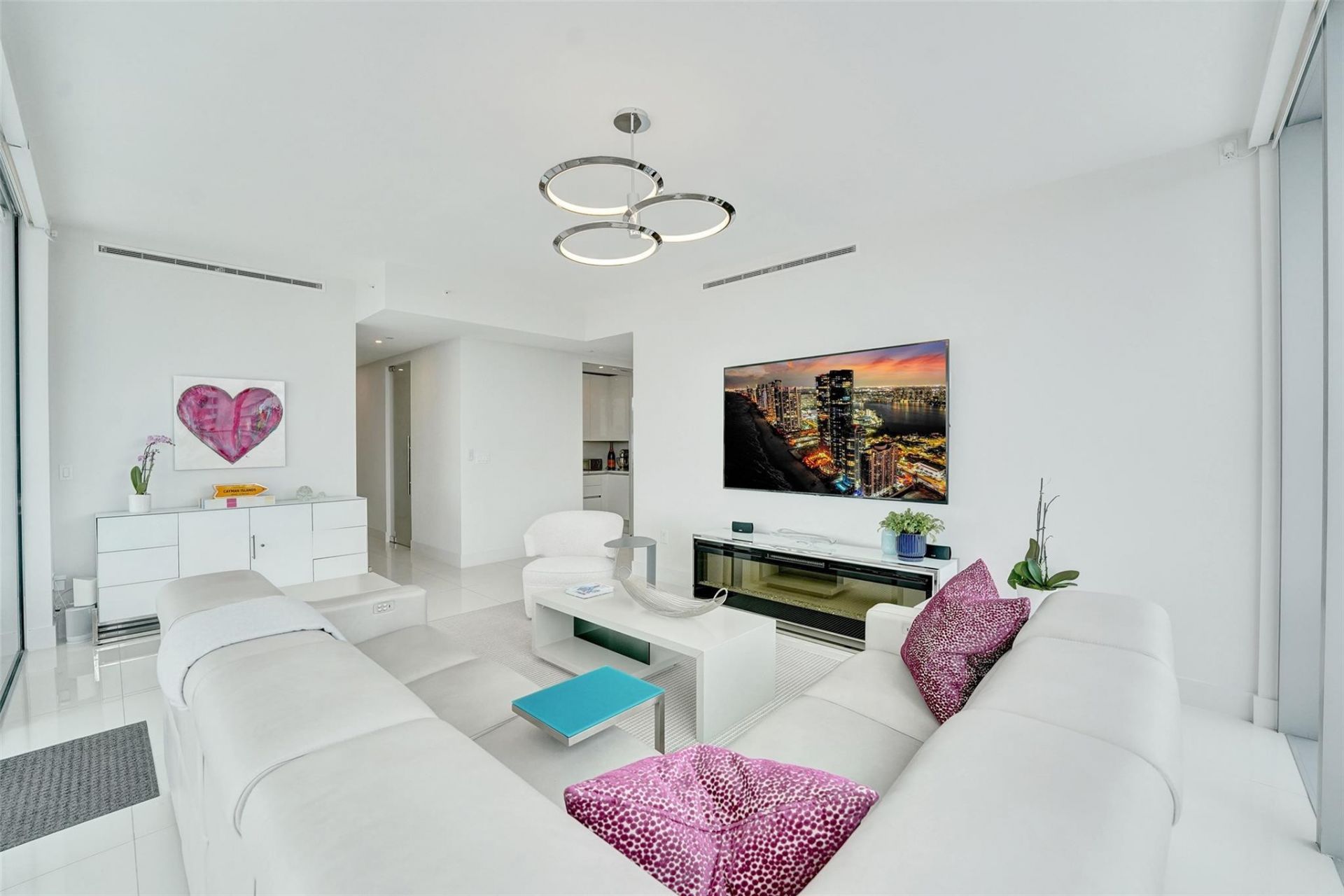 920 Intracoastal Drive, Unit 503, Fort Lauderdale, FL 33304 Photo