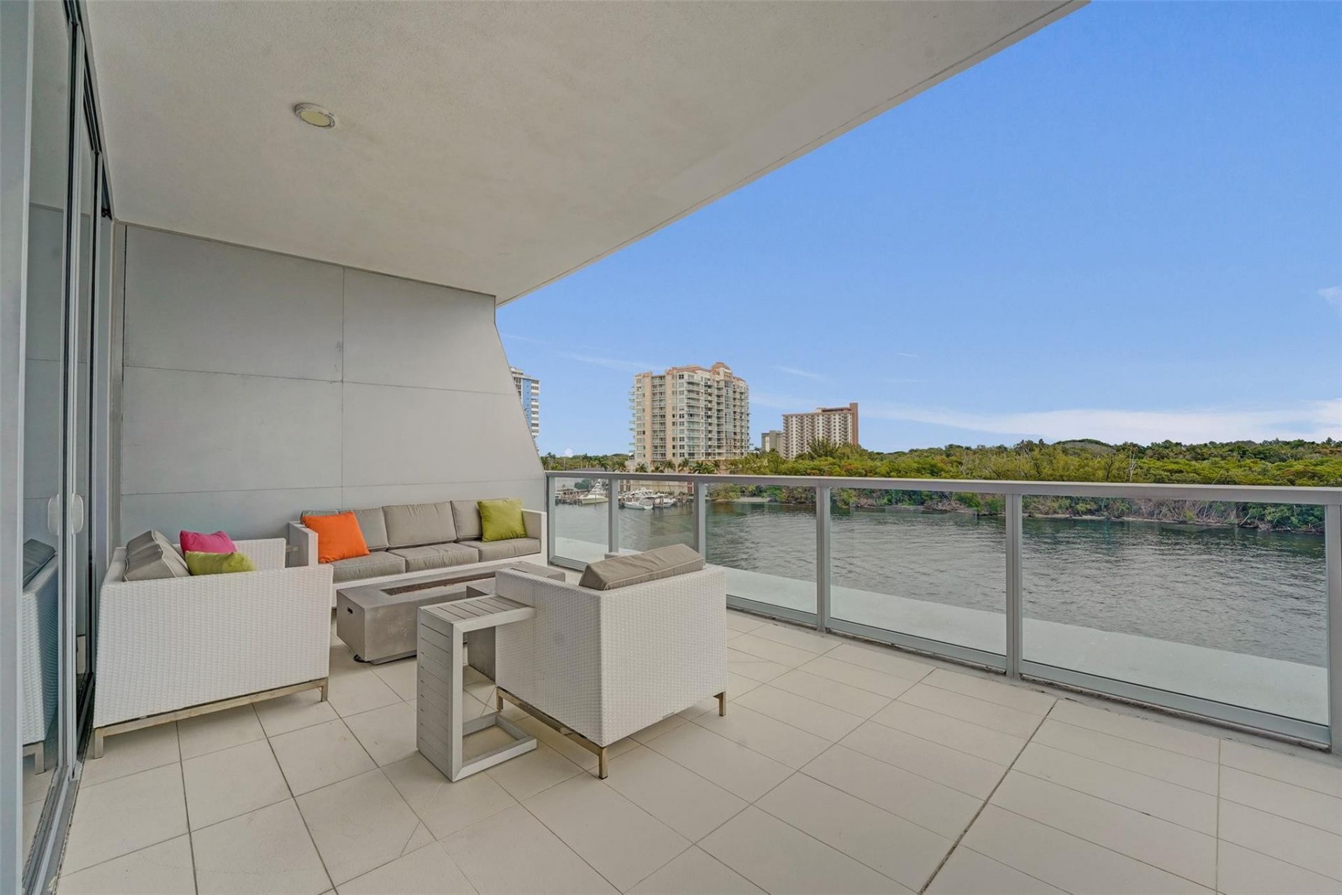920 Intracoastal Drive, Unit 503, Fort Lauderdale, FL 33304 Photo