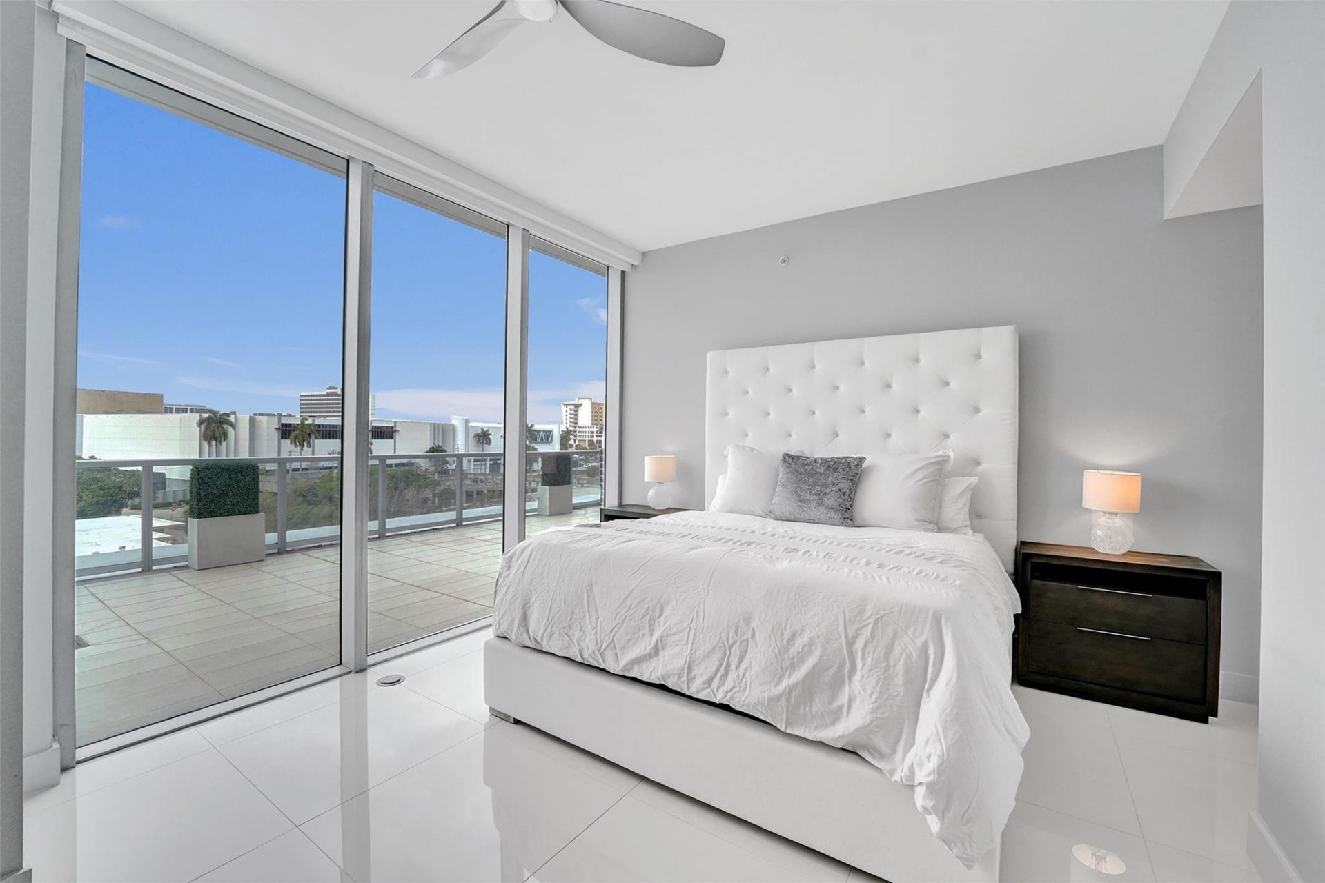 920 Intracoastal Drive, Unit 503, Fort Lauderdale, FL 33304 Photo