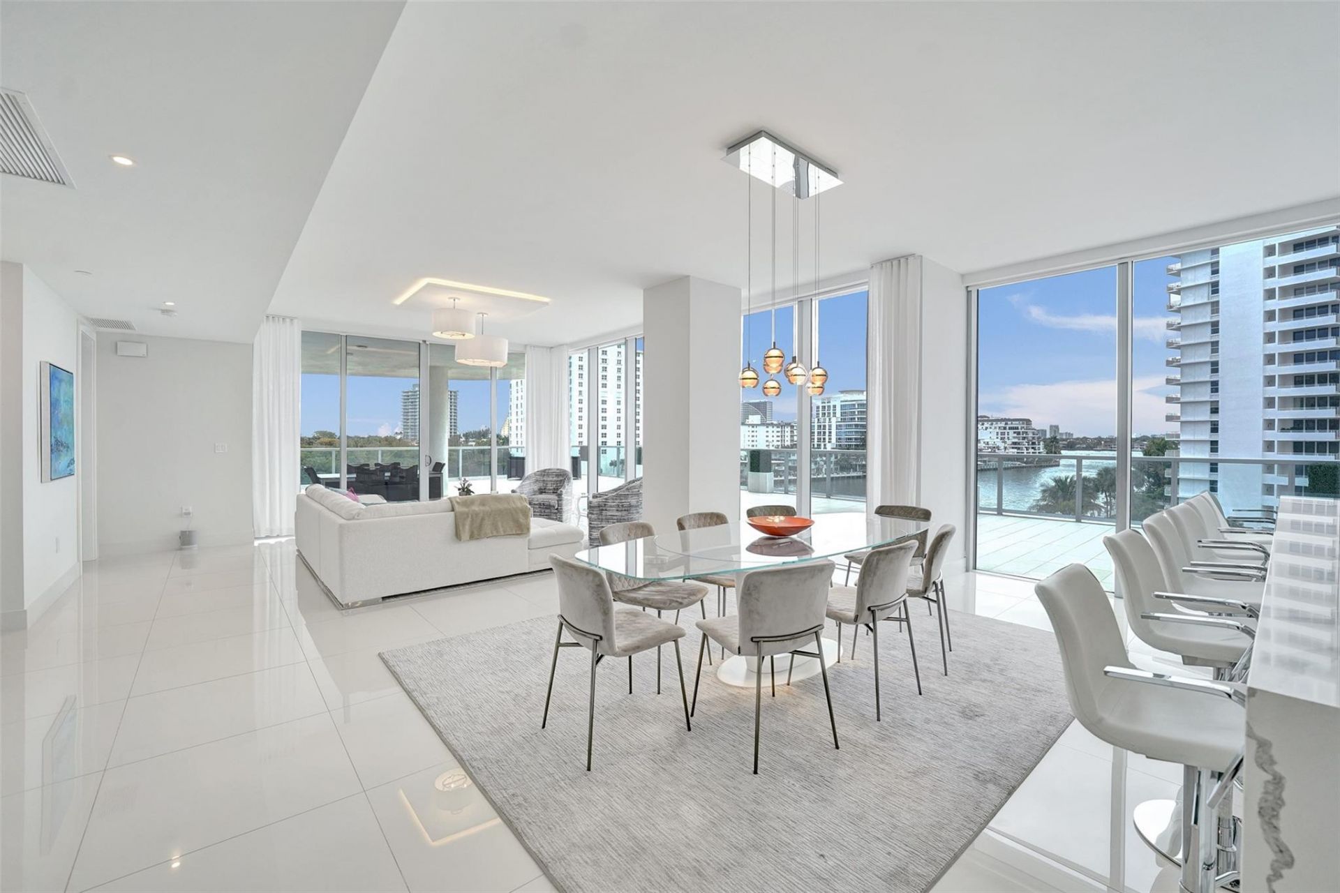 920 Intracoastal Drive, Unit 503, Fort Lauderdale, FL 33304 Photo