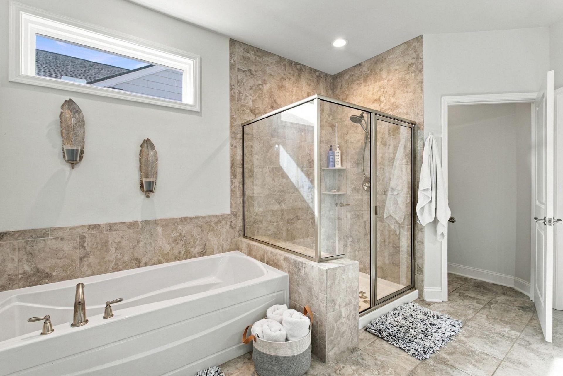 1210 Glarentza St.  Photo 29